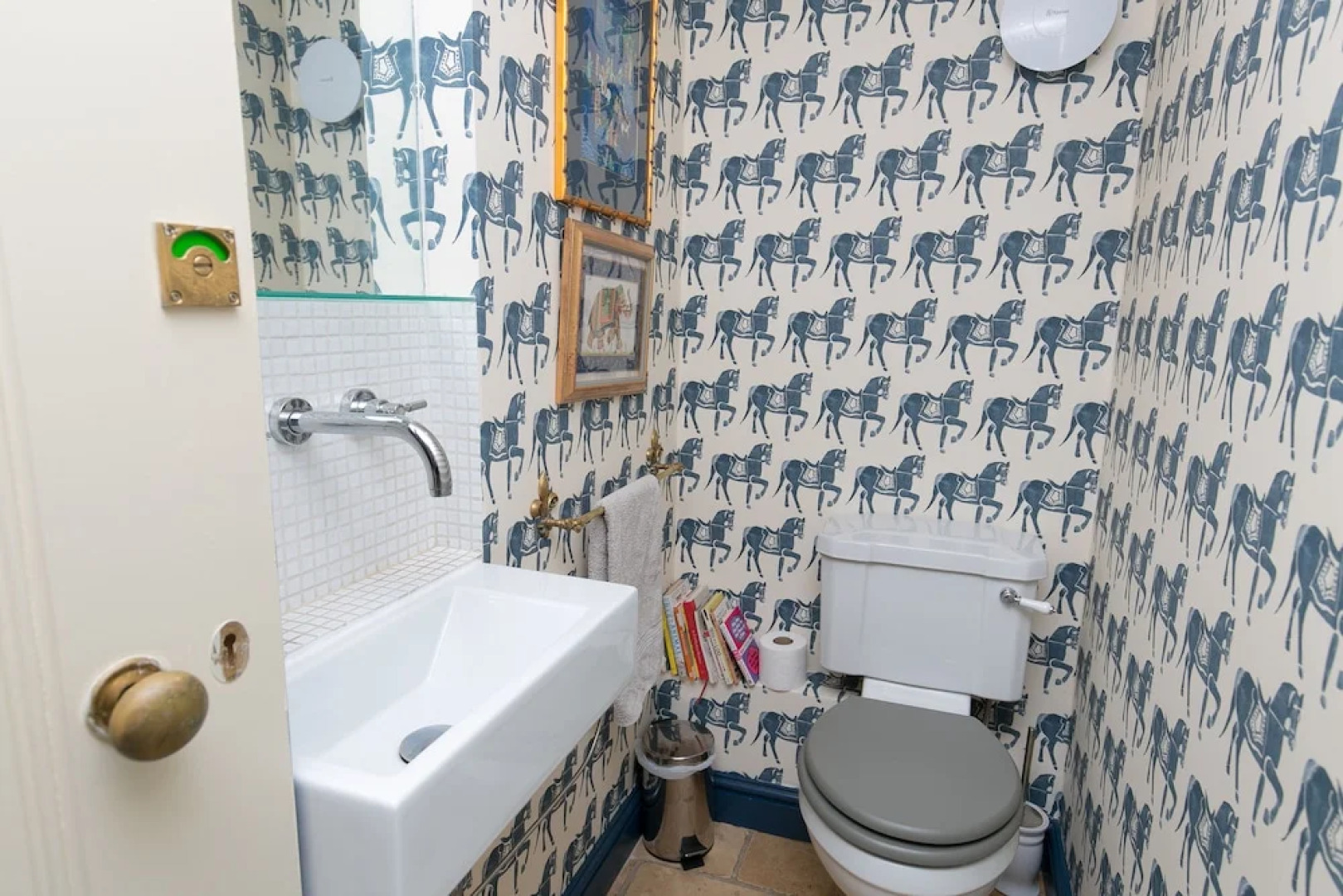 Stunning 3-bed House in a Private Hidden Valley