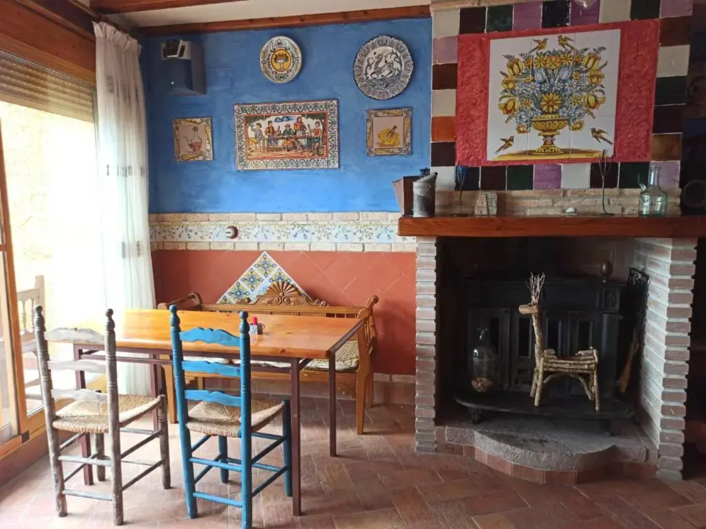 A la Sombra de la Torre