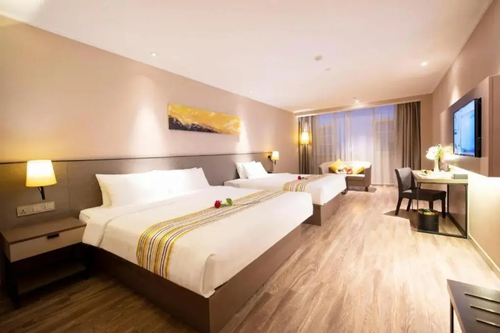 【locals】Taian Taishan District Baolongcity Square