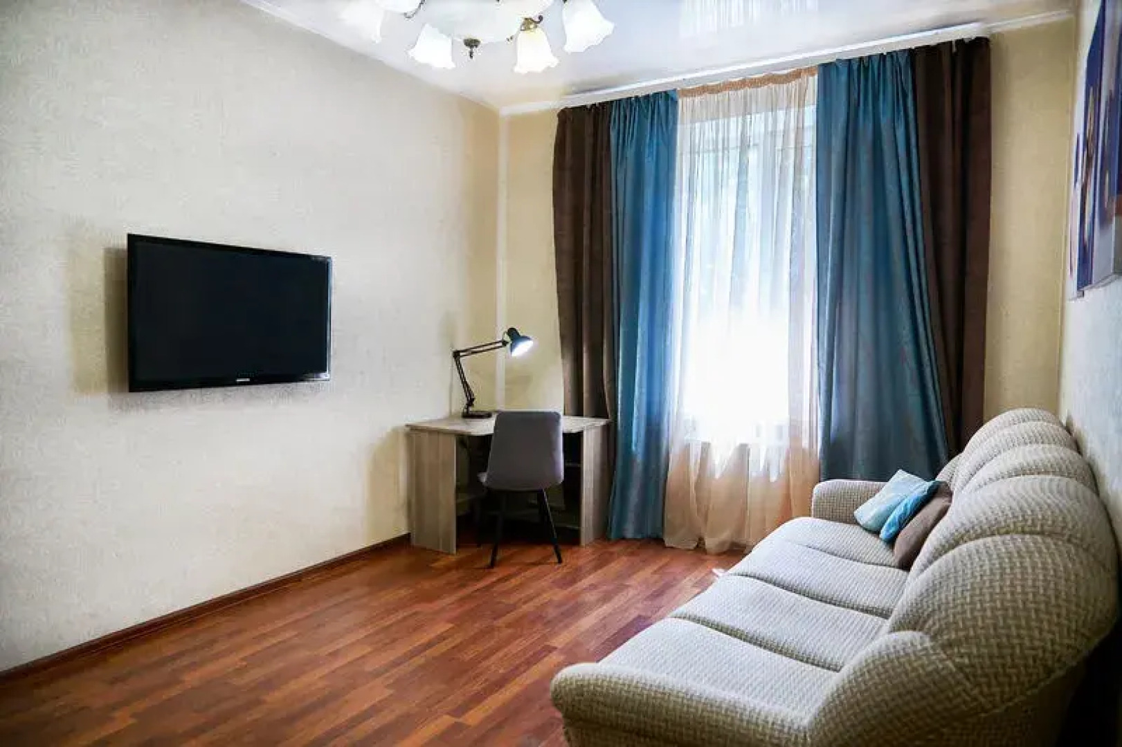 Pyat Zvezd  na ul. Pervomayskaya, d. 22