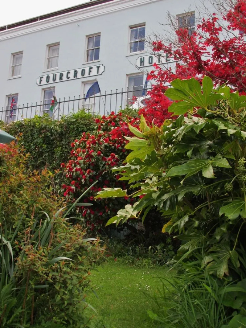 Fourcroft Hotel