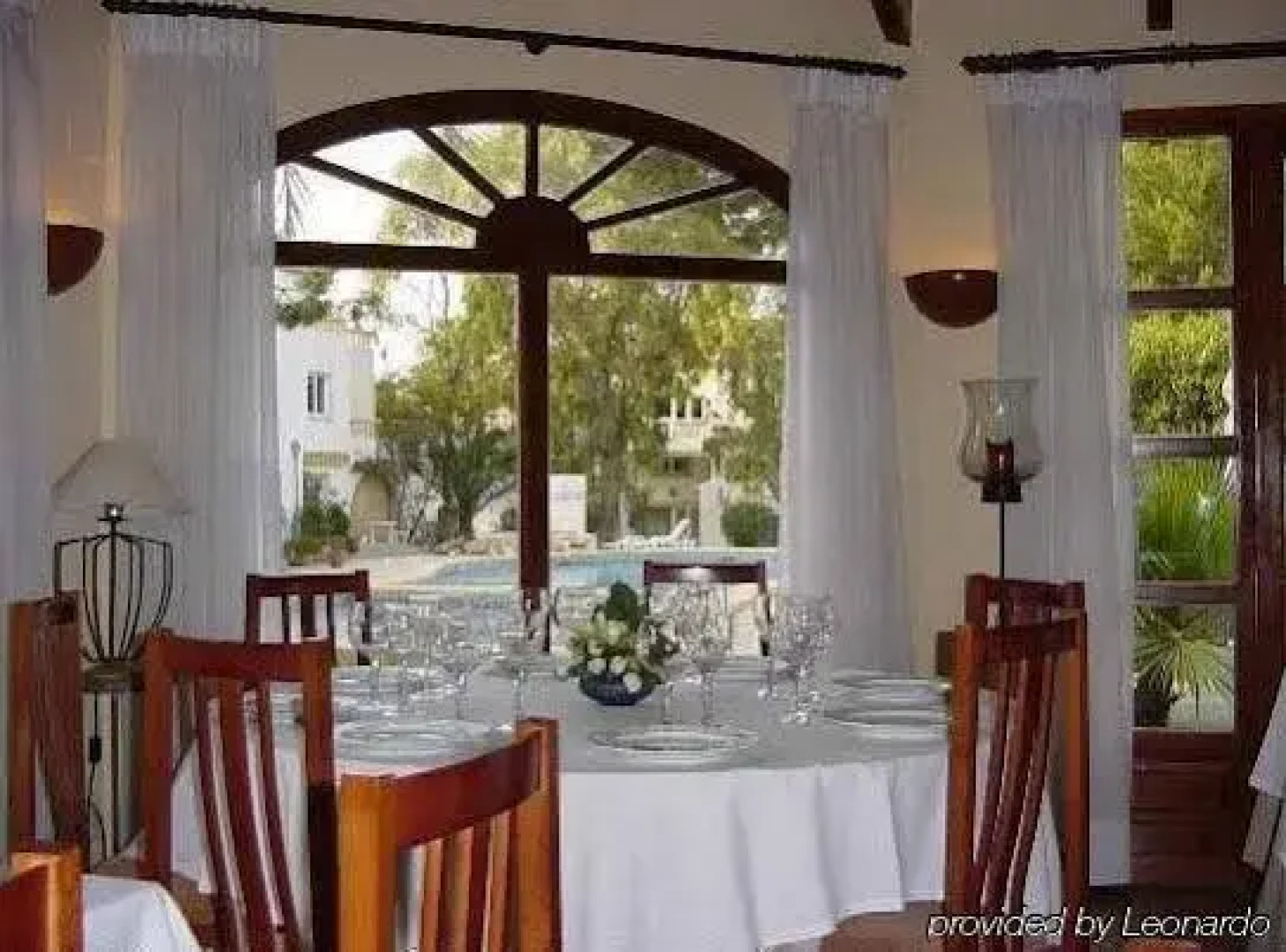 Apartamentos La Racona