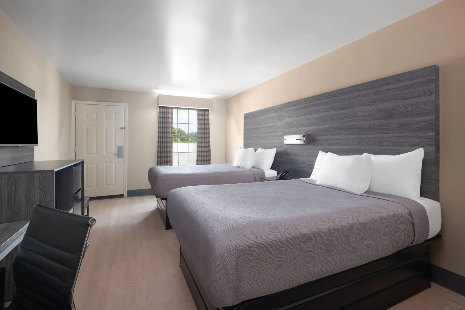 Baymont by Wyndham Commerce GA Near Tanger Outlets Mall