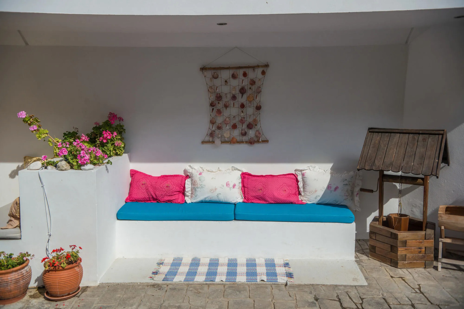 Maria Plomari Apartments