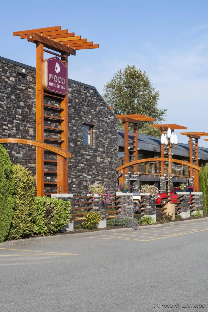 Poco Inn and Suites Hotel & Conference Centre