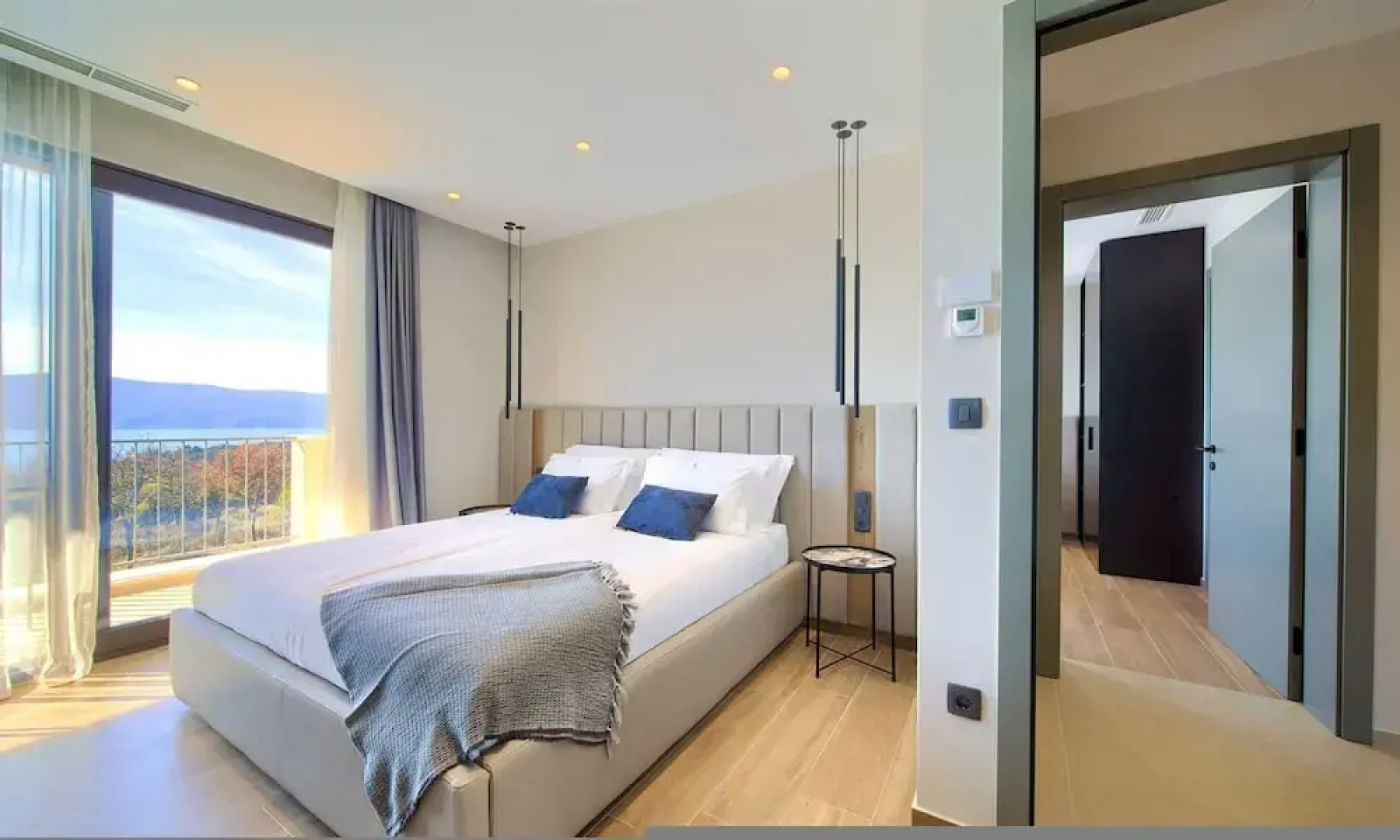 Villa Lady With Heated Pool Jacuzzi and Sauna