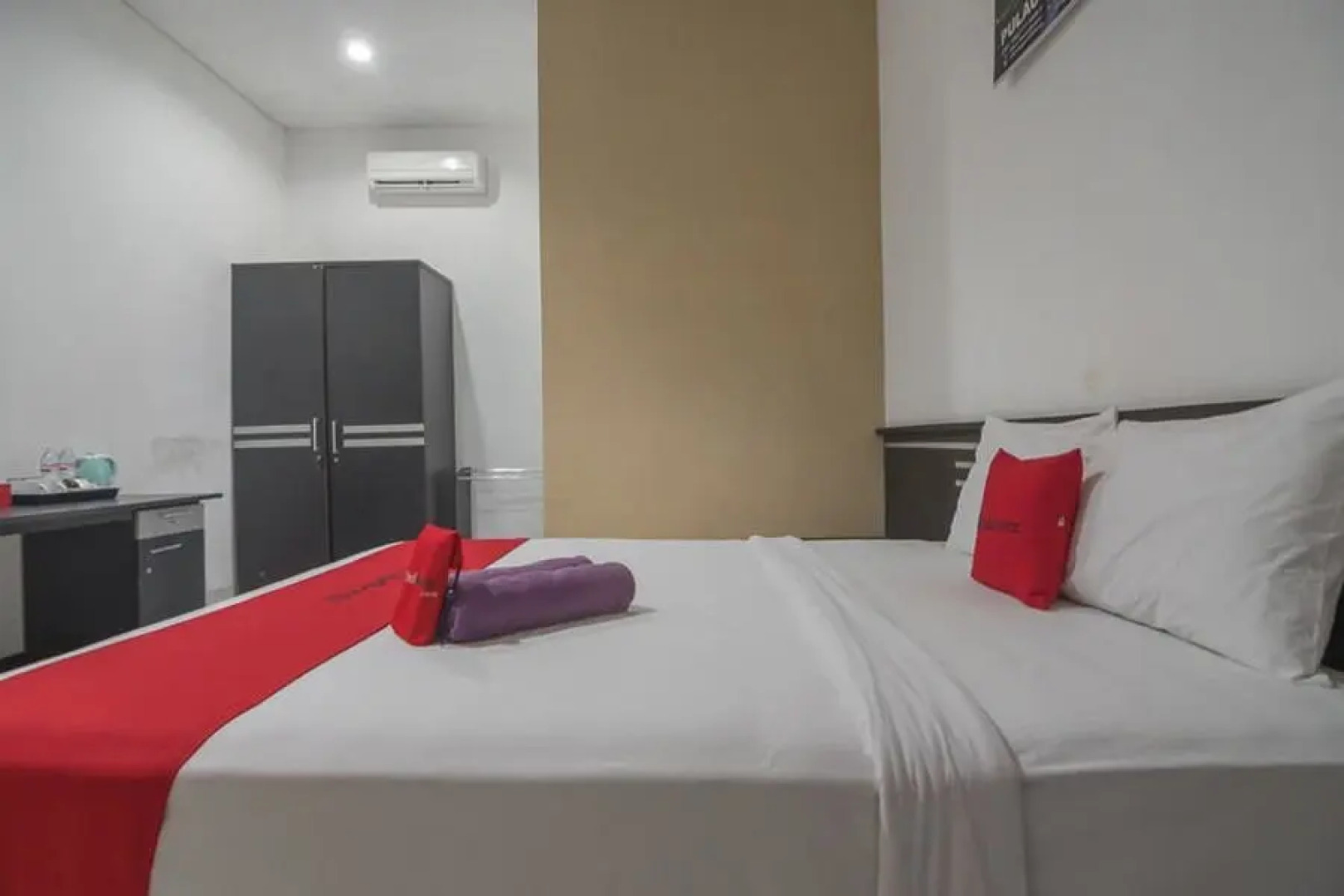 RedDoorz near Radin Intan Airport Lampung 2