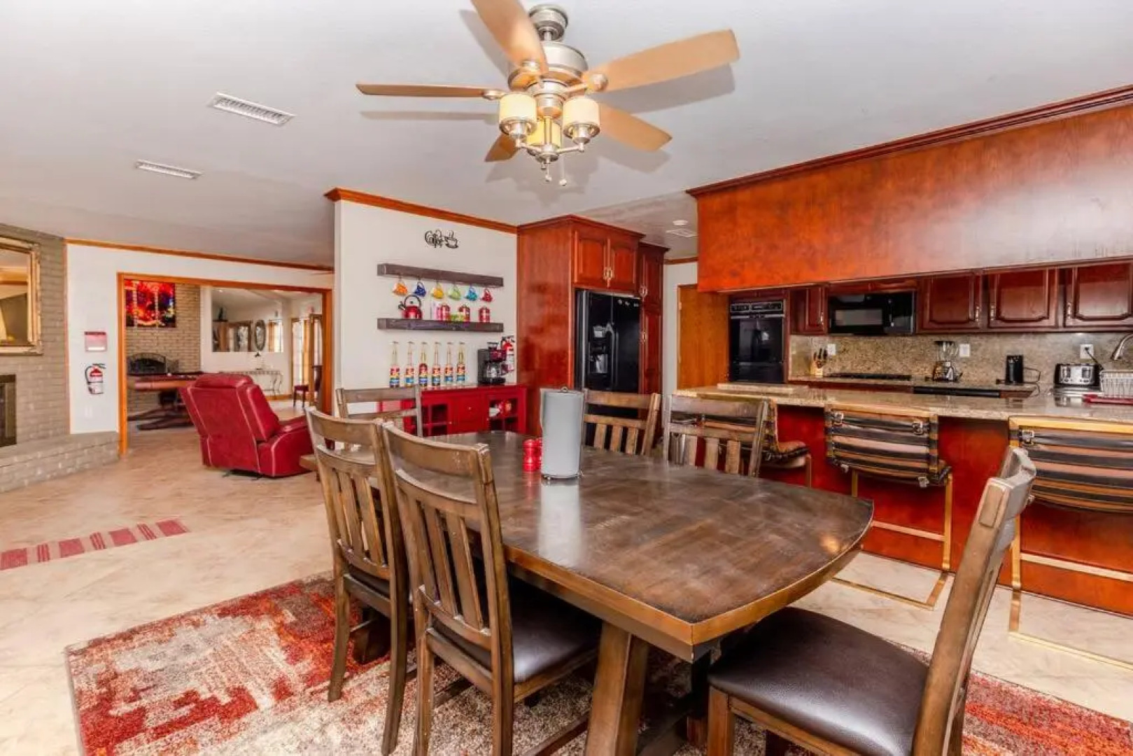 Private Pickleball Pool & Palms Resort