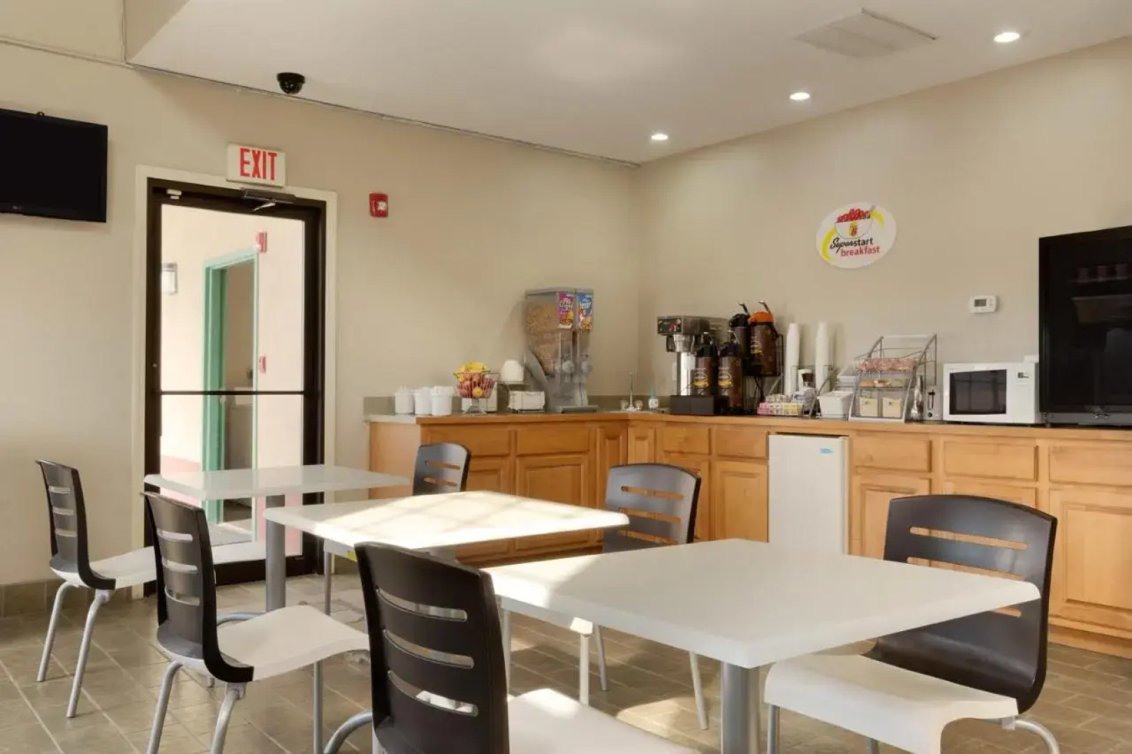 Best Western Fairwinds Inn & Suites