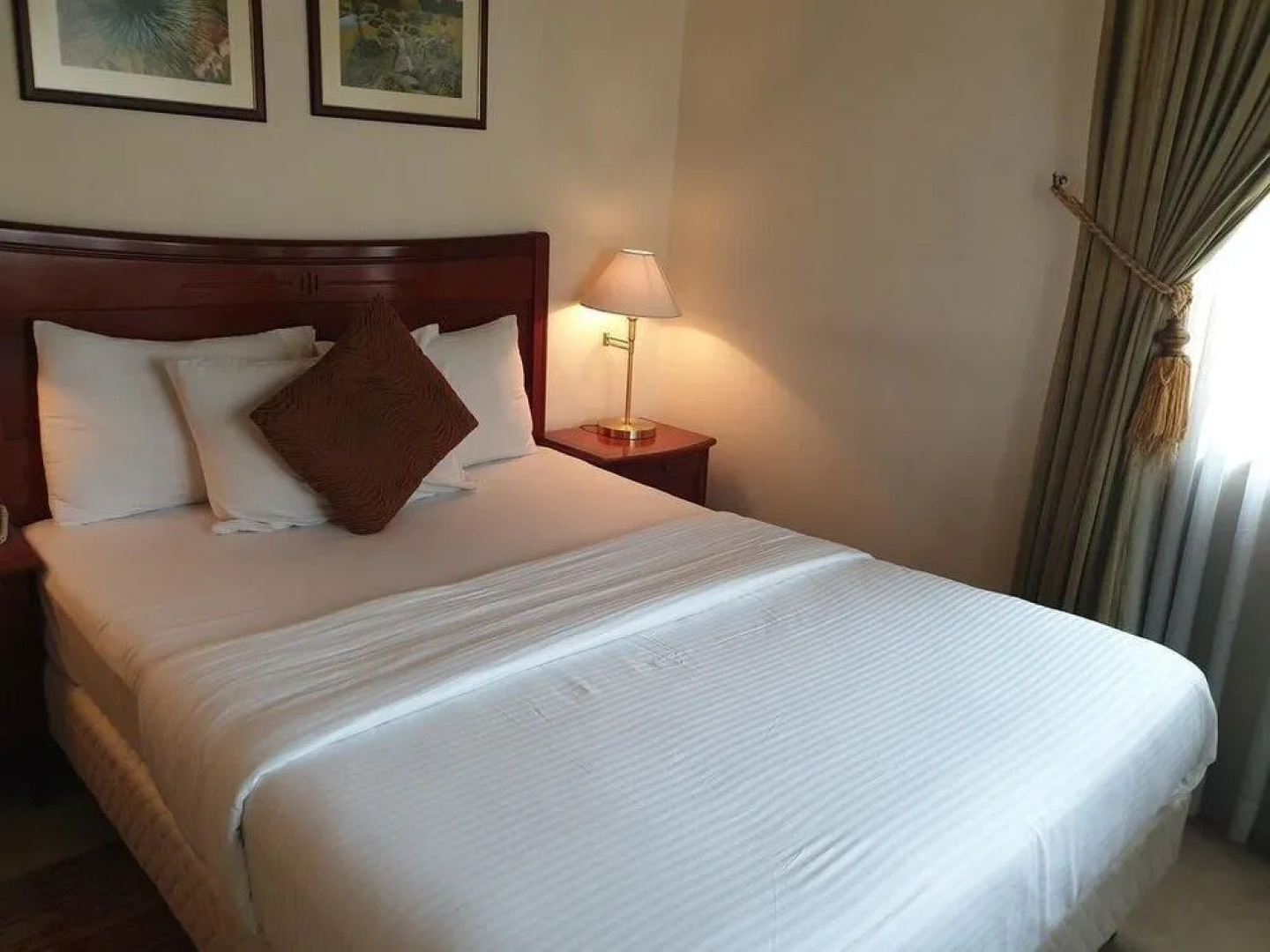 Bilton Continental Hotel