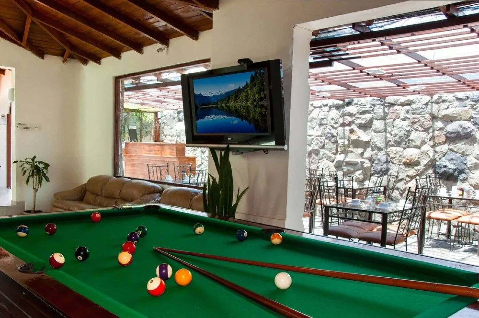 Hotel La Colina de Rio