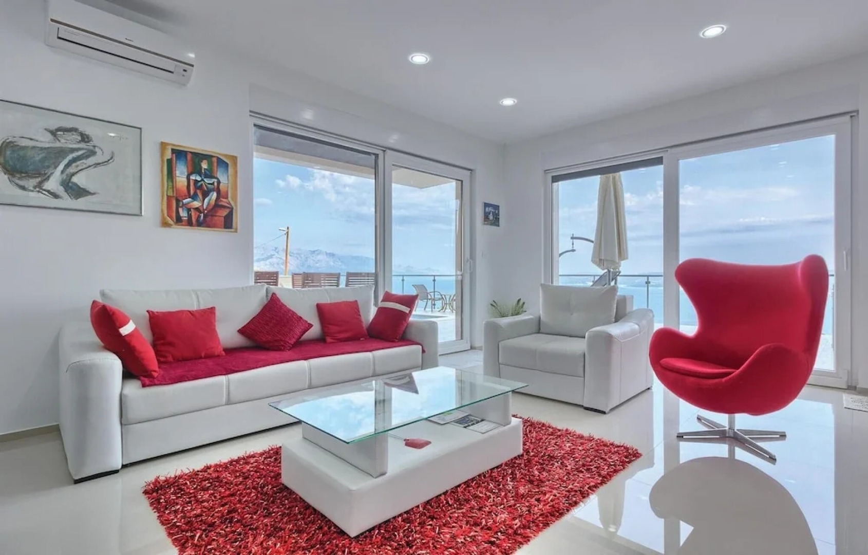 Awesome Home in Lokva Rogoznica With Sauna, Wifi and 4 Bedrooms