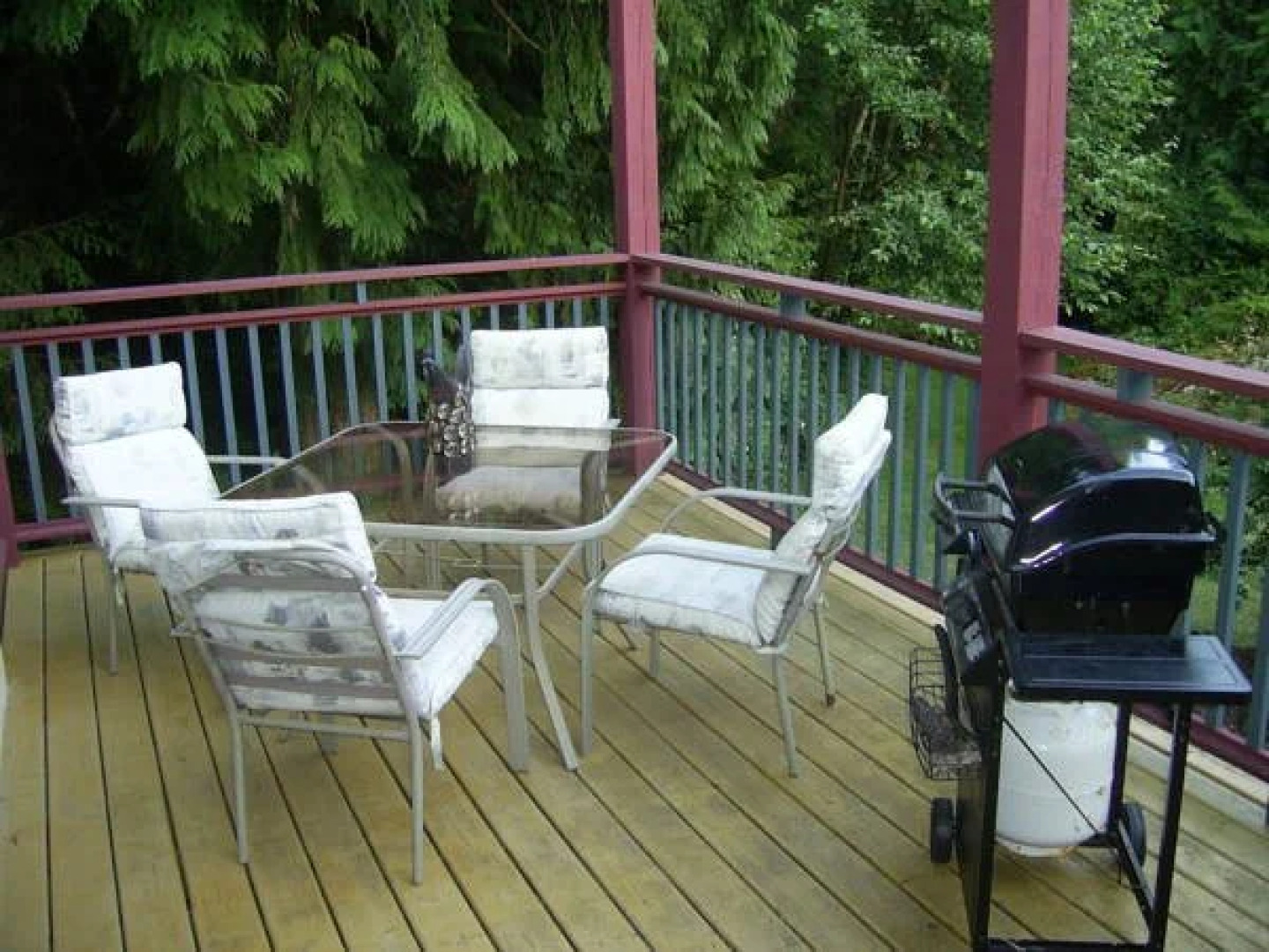 The Artist and The Quiltmaker - Victorian Bed and Breakfast