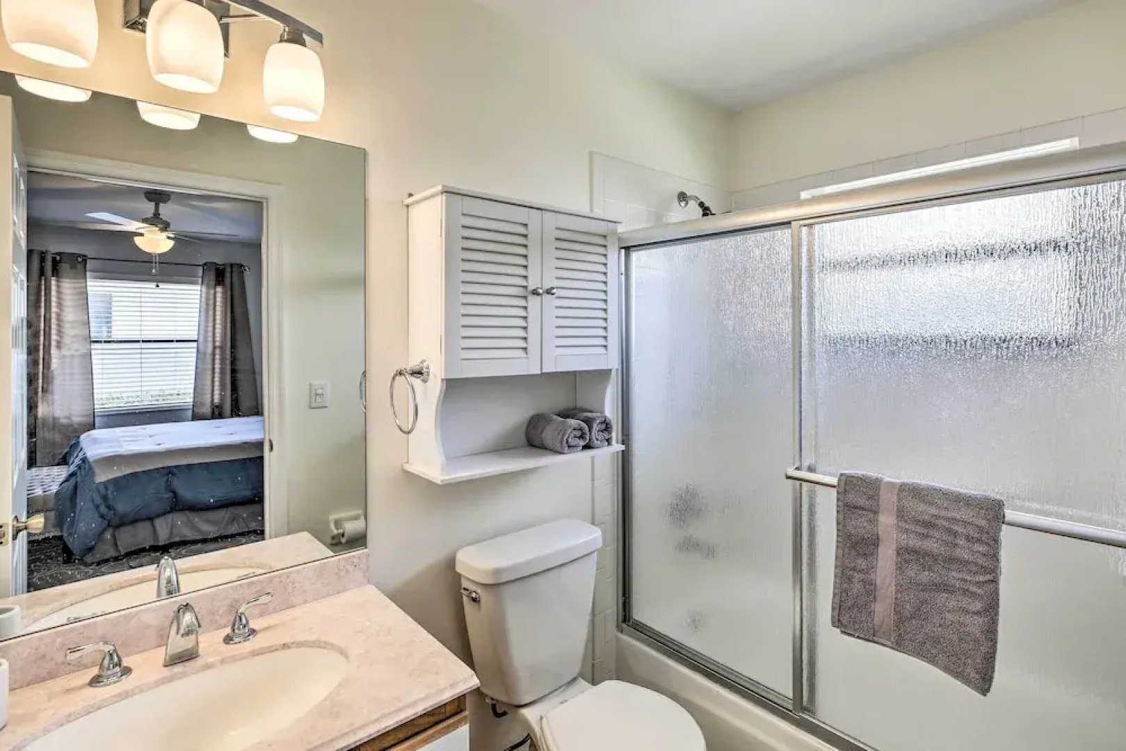 Screened Patio & Grill at Sebring Resort Community