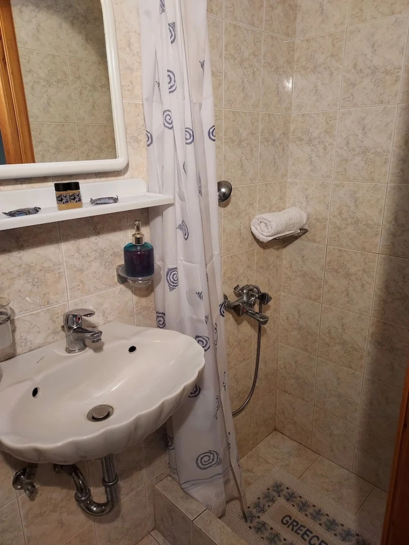 New Panorama Studios (ELECTRIC CAR CHARGING STATION)