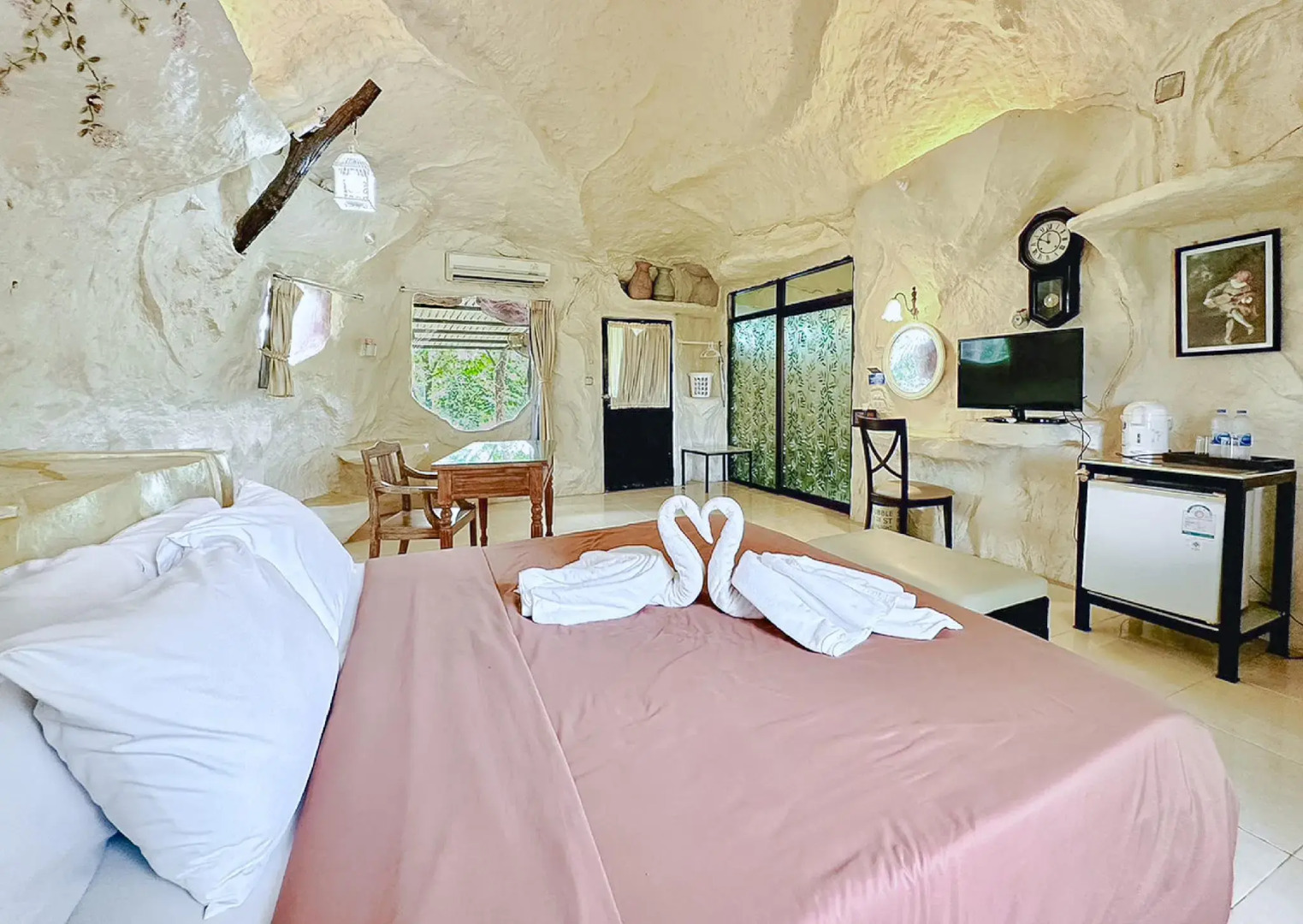 Yoko River Kwai Resort