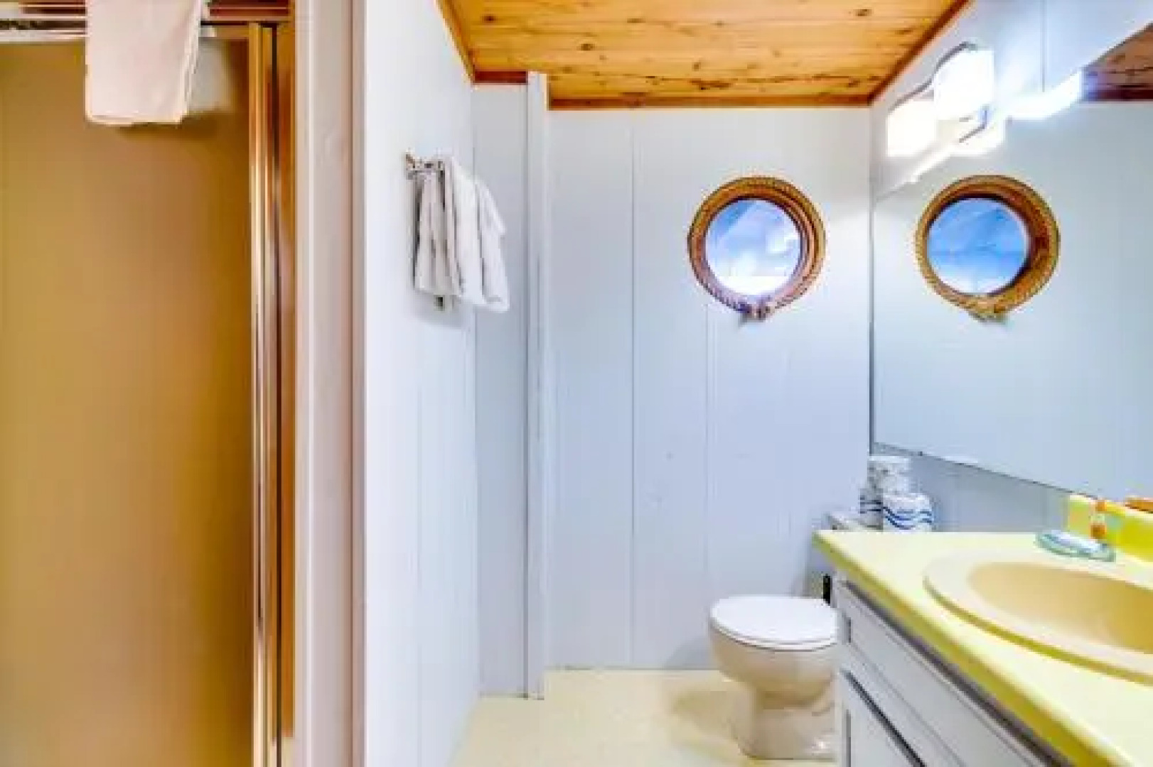 Manzanita Beach Cottage