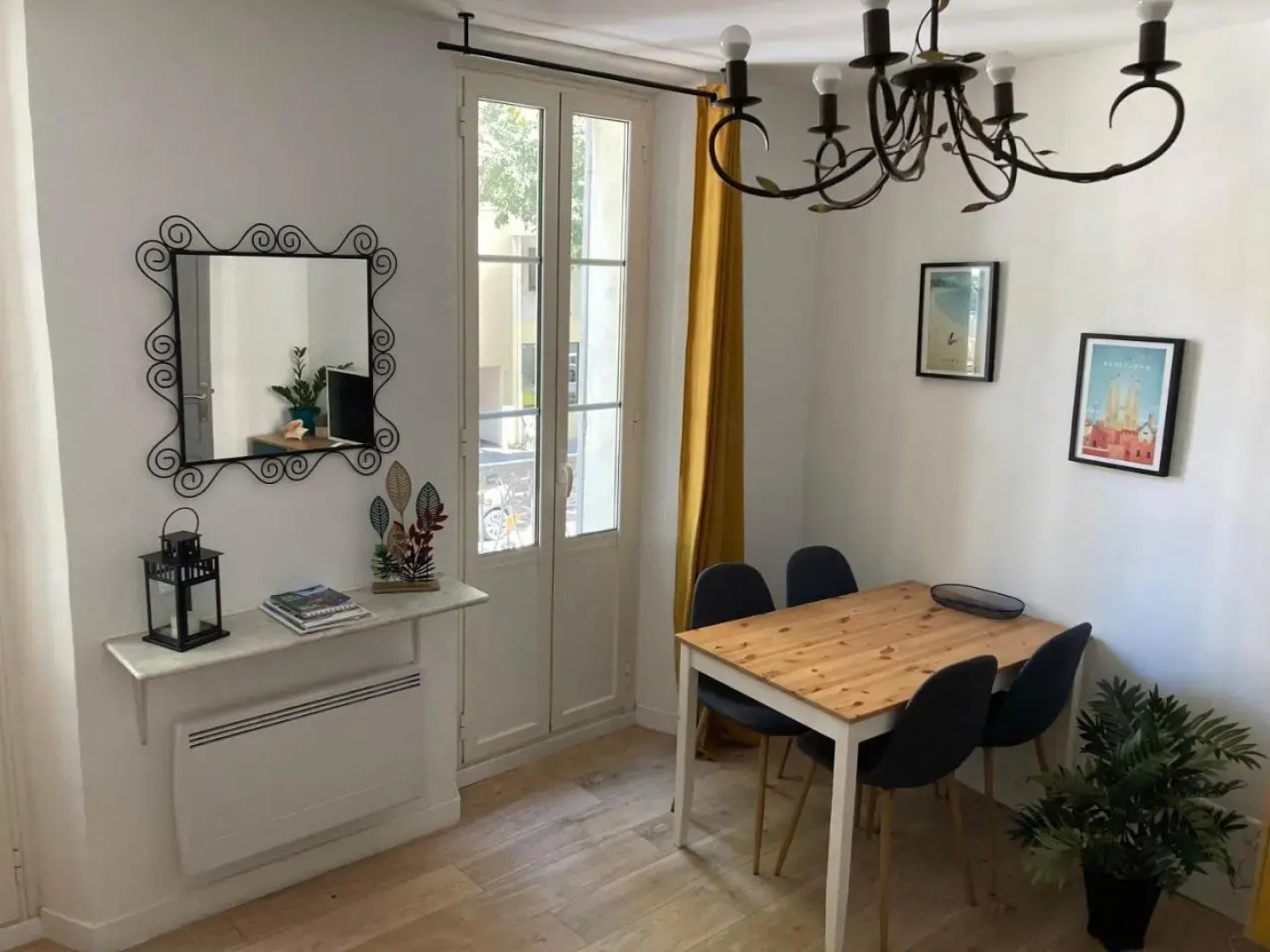 Grand T2 43m2 plages du Mourillon