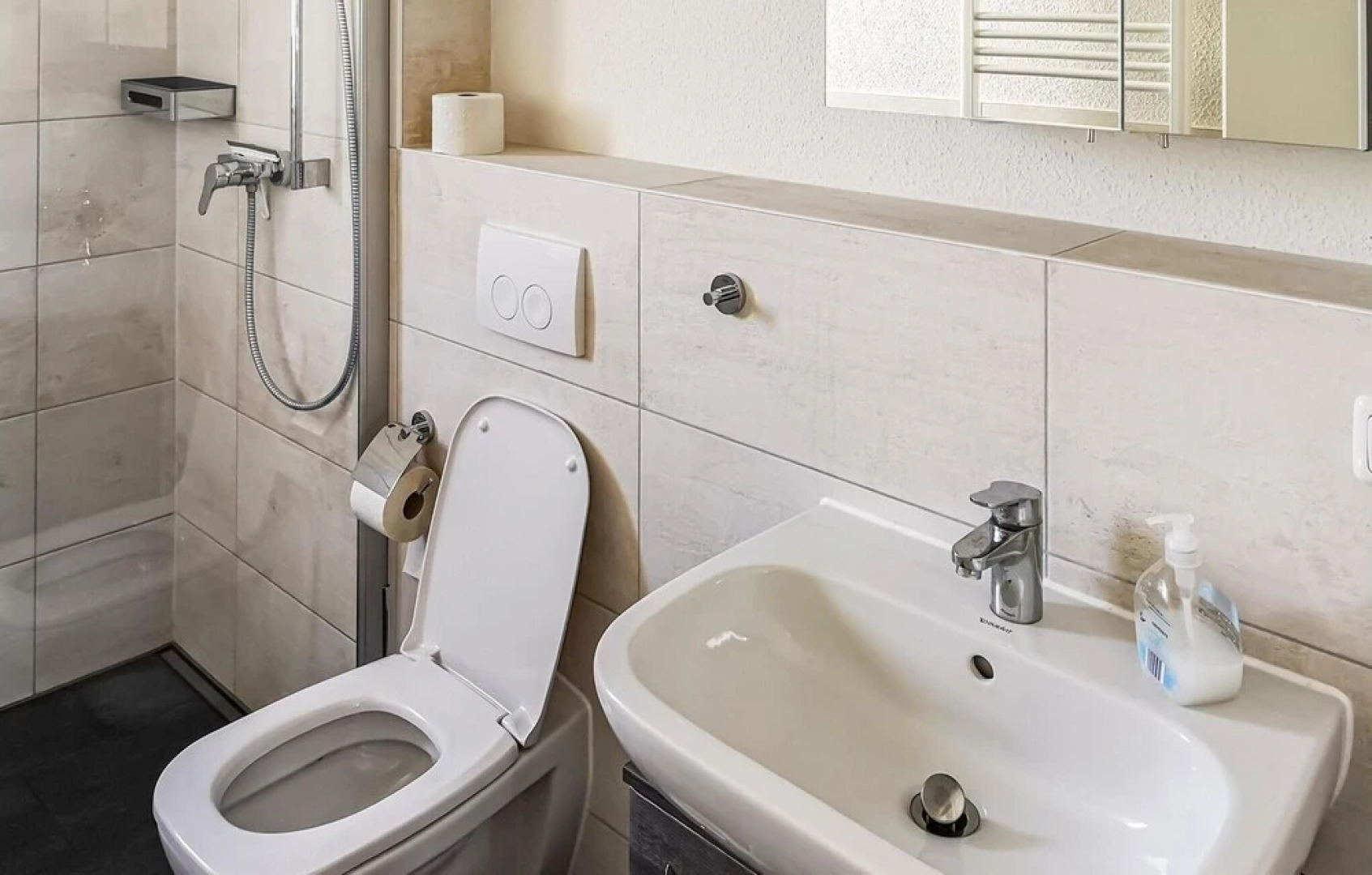 Beautiful Apartment in Graal-müritz With 1 Bedrooms and Wifi