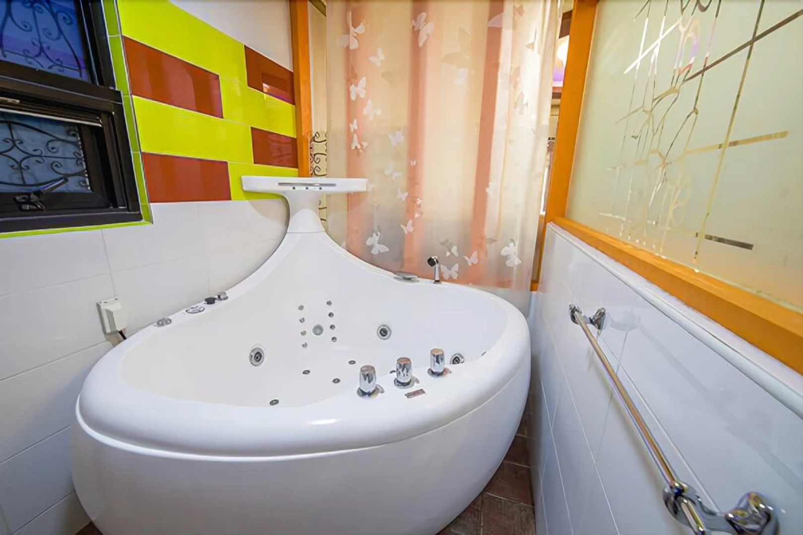 Tongyeong Honey Spa Pension