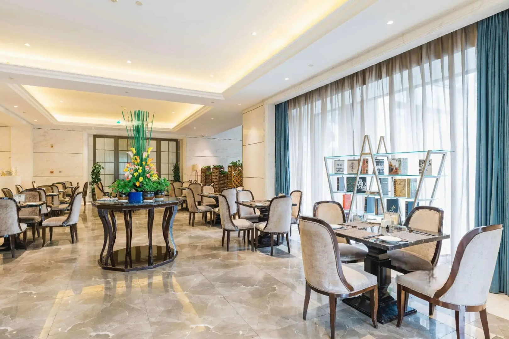 S & N International Hotel Linhai