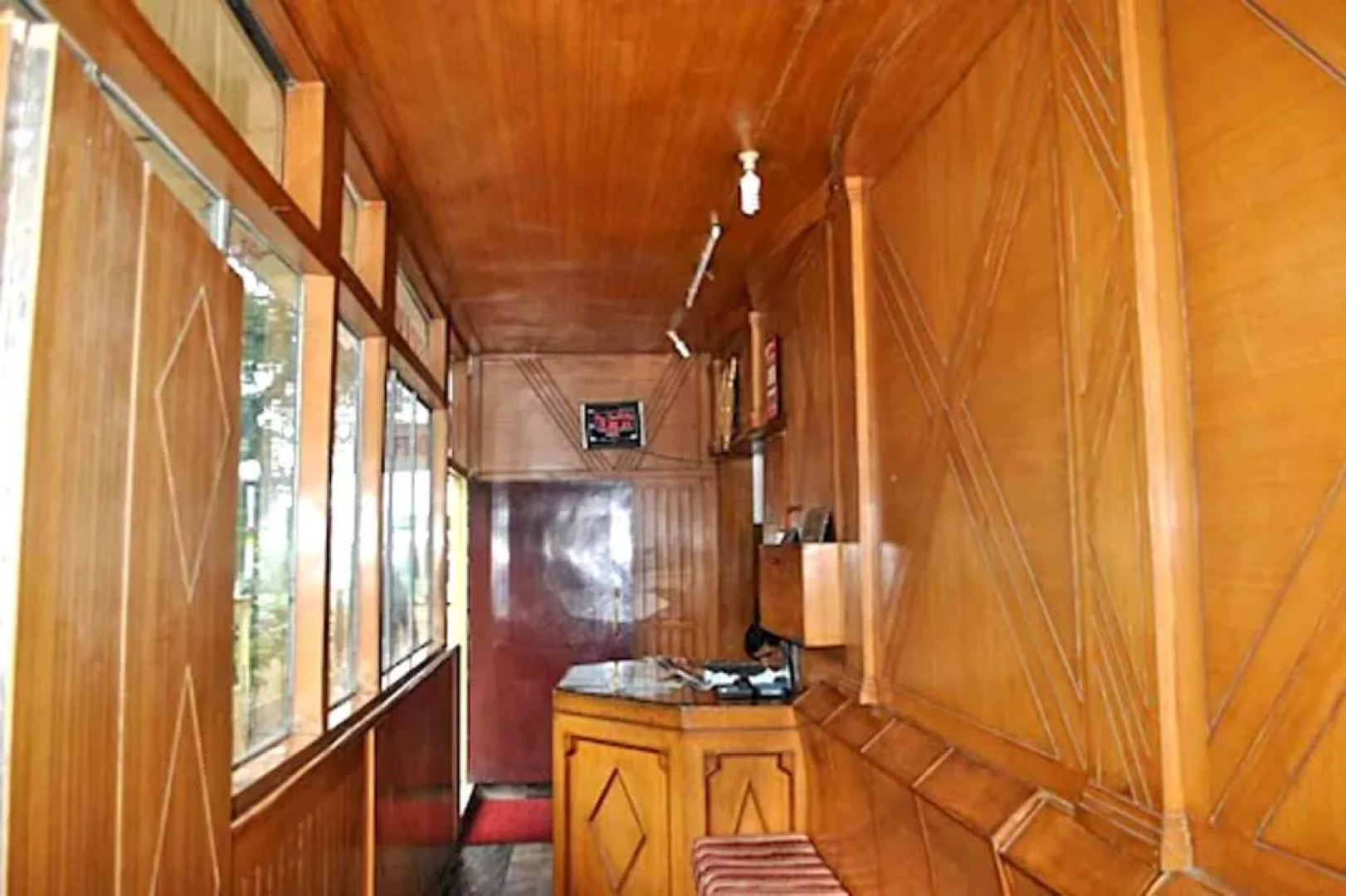 Goroomgo New Payal Mall Road Nainital