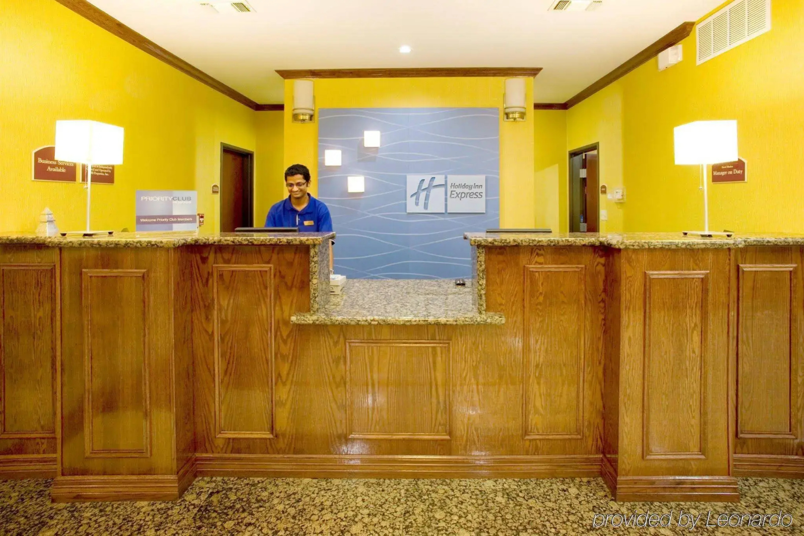 Holiday Inn Express Hotel and Suites Falfurrias