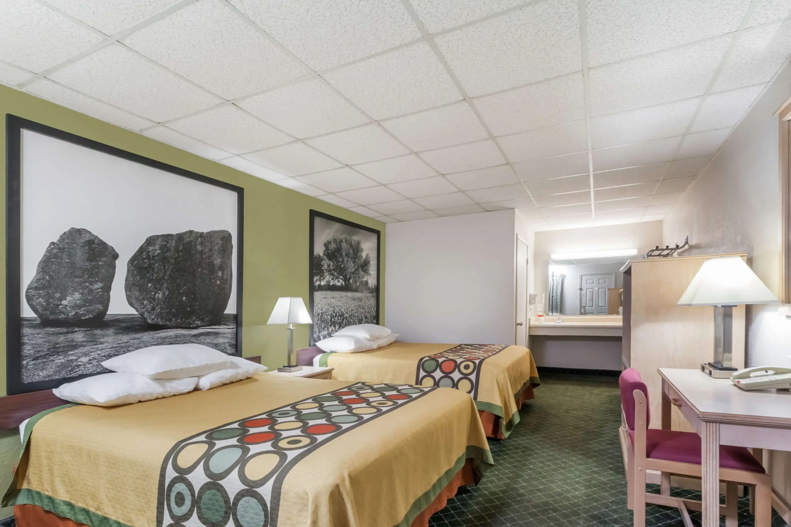 Super 8 by Wyndham Fredericksburg