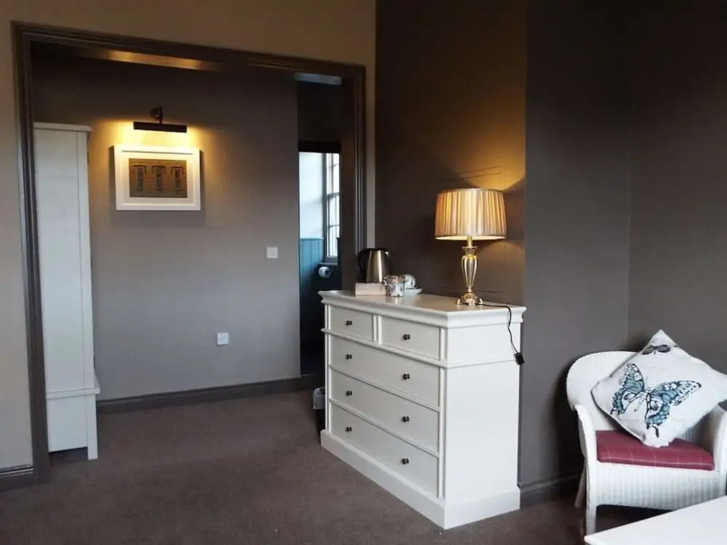 The Plume of Feathers