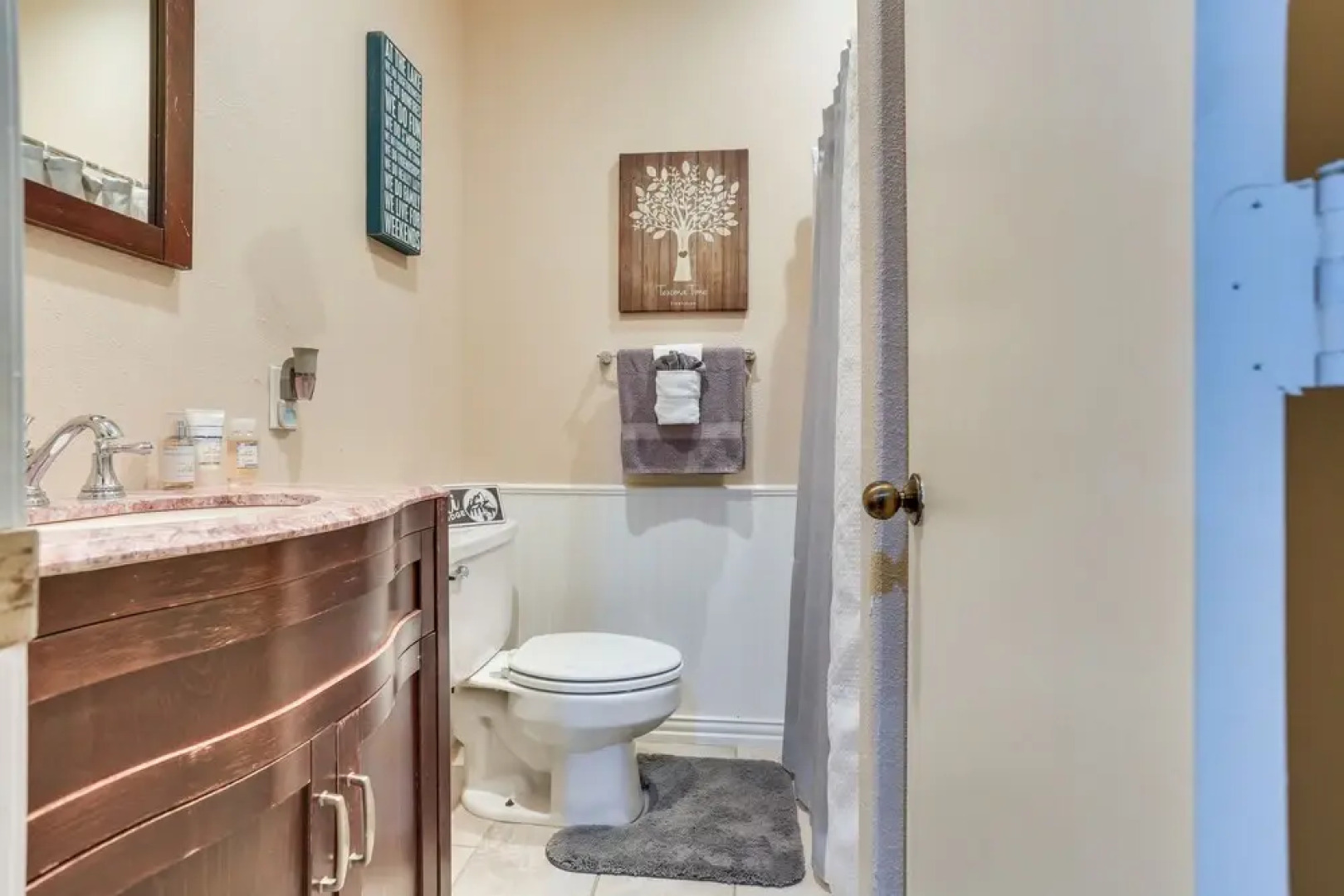 Lakefront Townhome in Pottsboro: Pets Welcome!