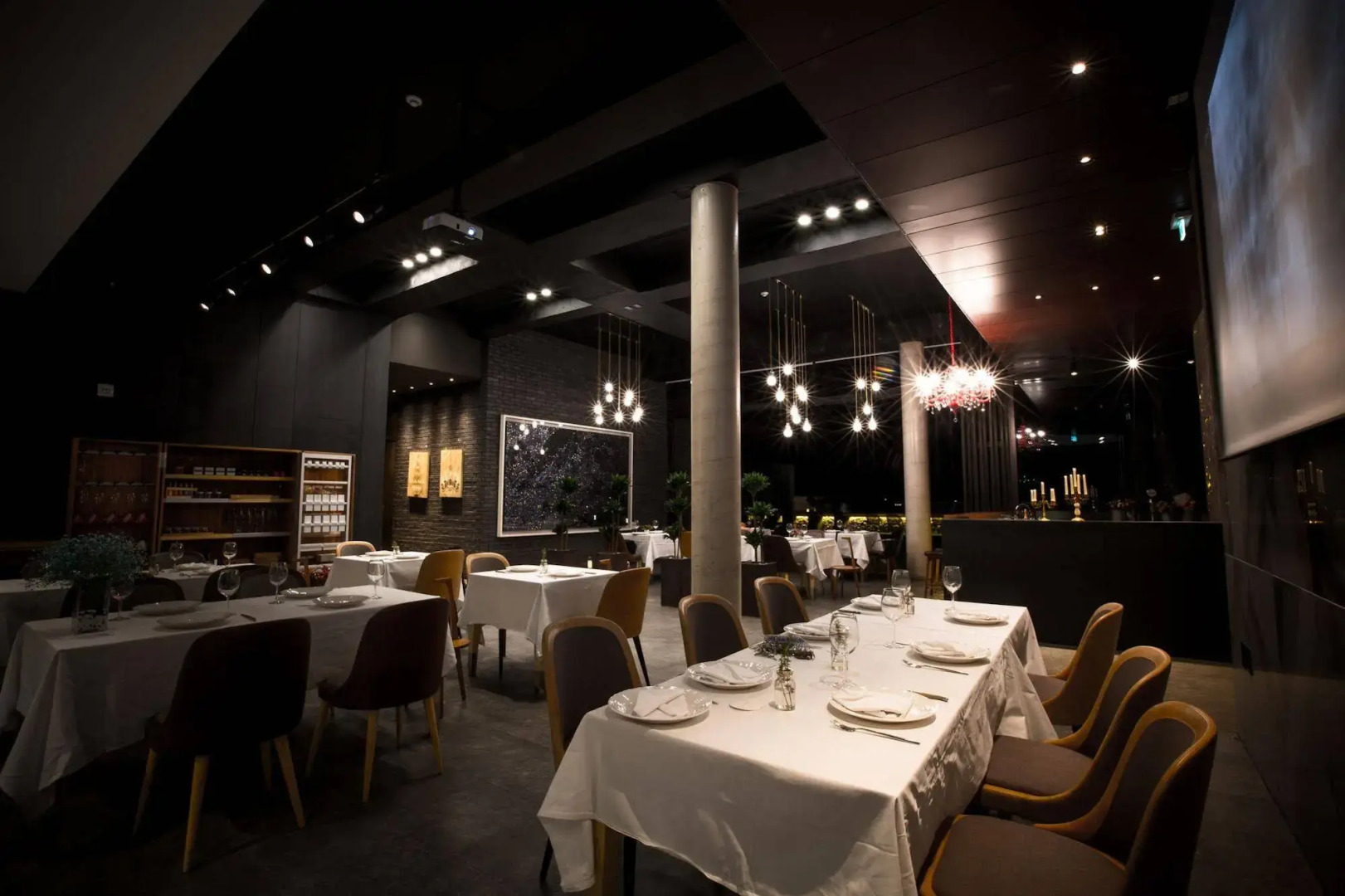 Bayhill Pool & Villa