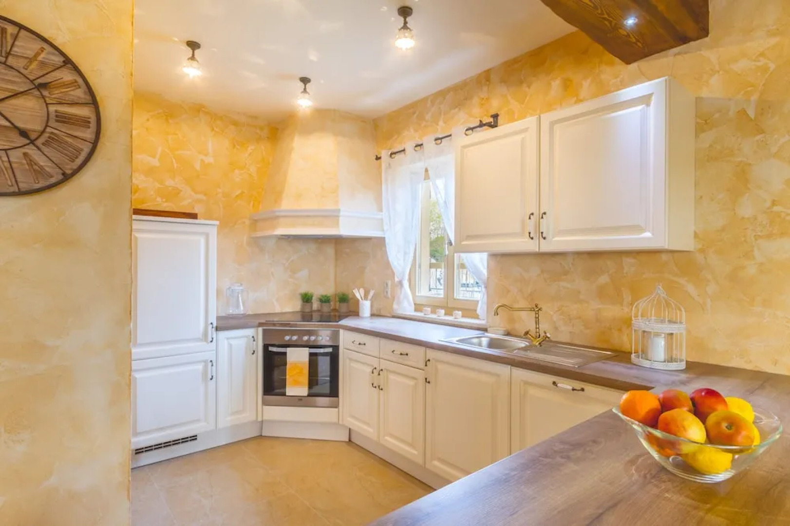 Luxury Villas Kras Ladies