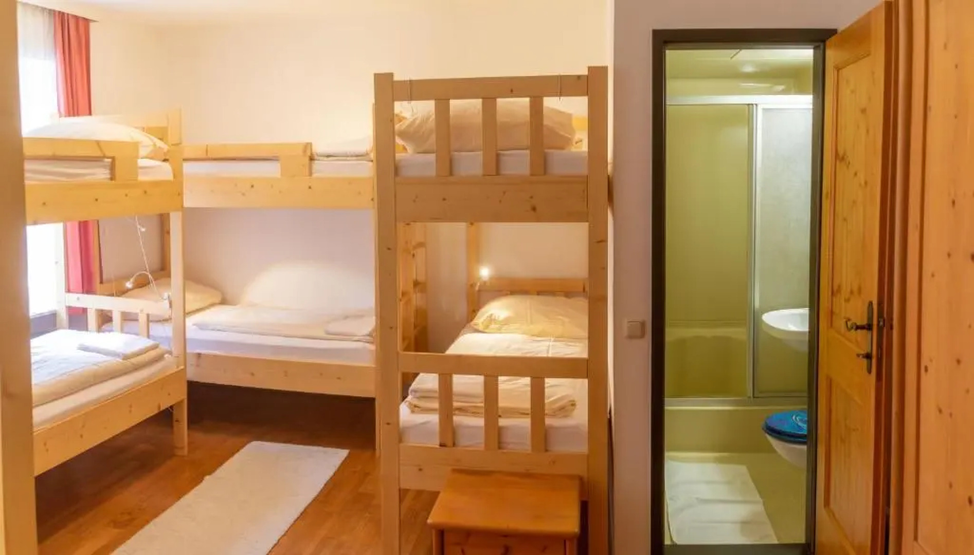 Hotel-Gasthof Sandwirt