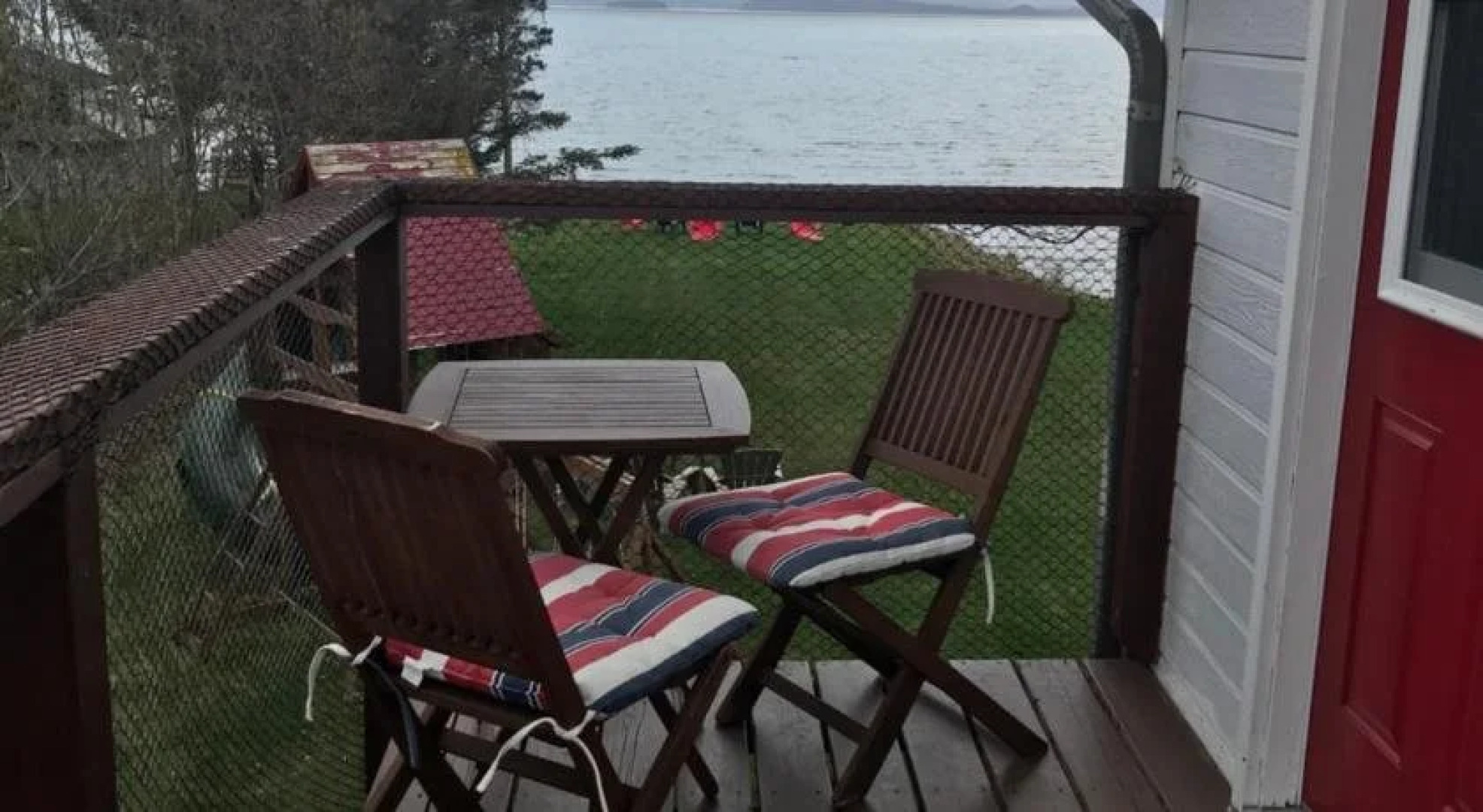 White House Inn on the Waterfront