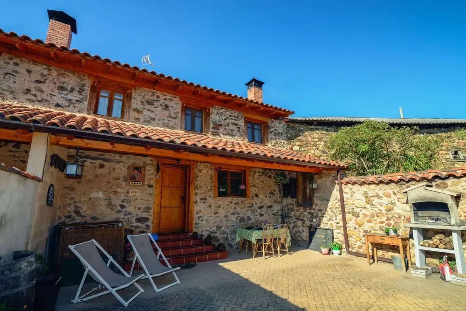 Rural House in the Mountain of Leon