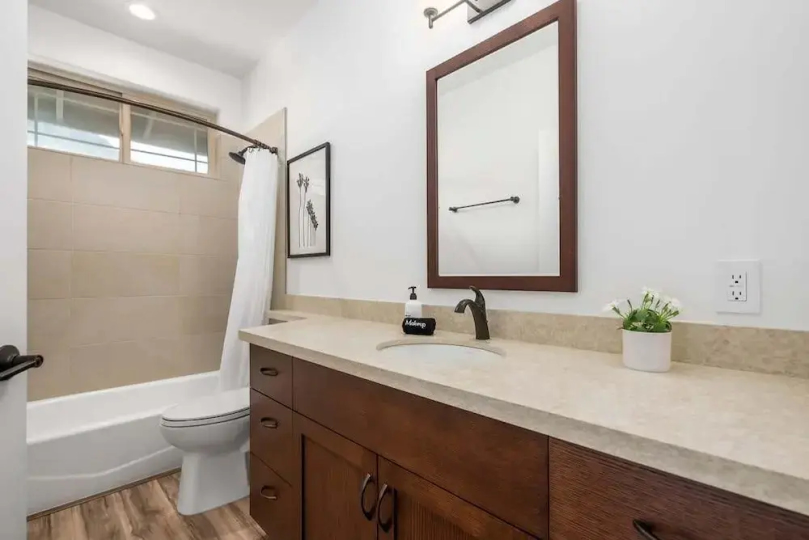 @ Marbella Lane - 3BR w/ Amazing MT & Ocean Vistas