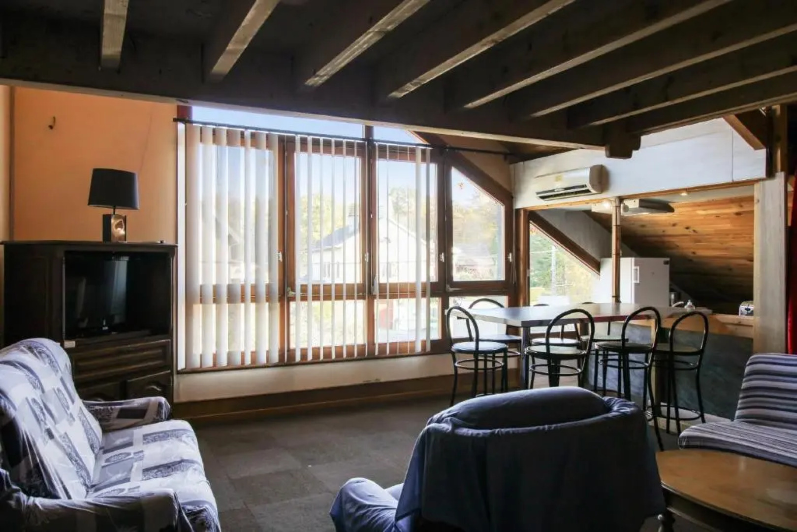 Appartement de 2 chambres avec wifi a Echenans