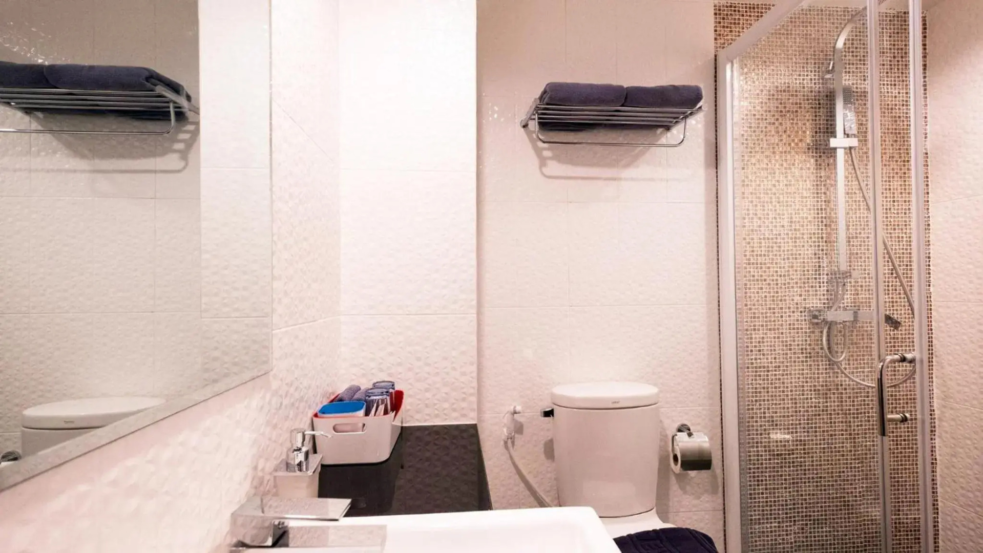 Play Phala Beach Rayong