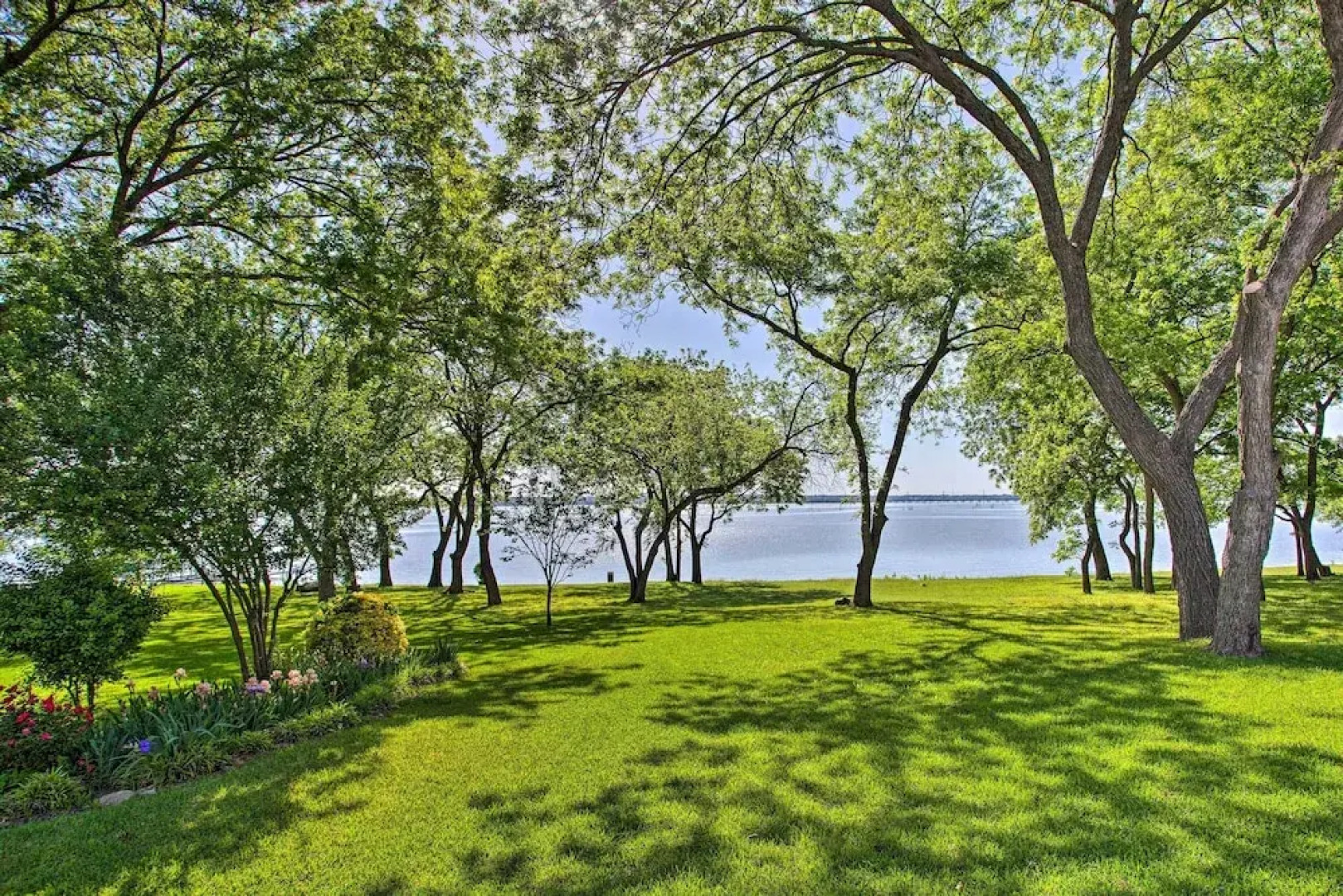 Rowlett Escape w/ Fire Pit & Lake Views