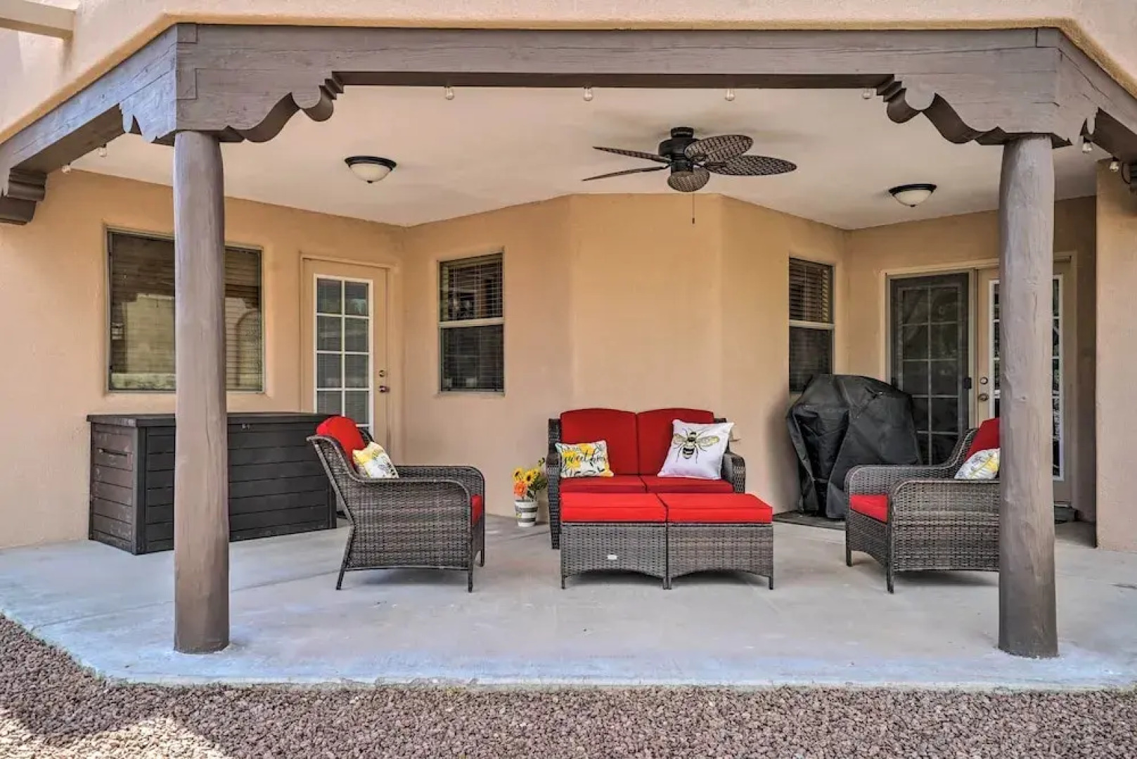 Rustic Las Cruces Escape - 2 Mi to Nmsu!