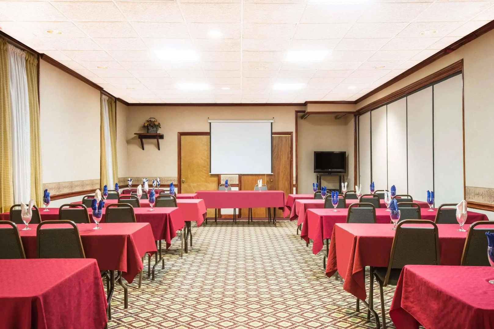 Red Roof Inn Ashtabula - Austinburg