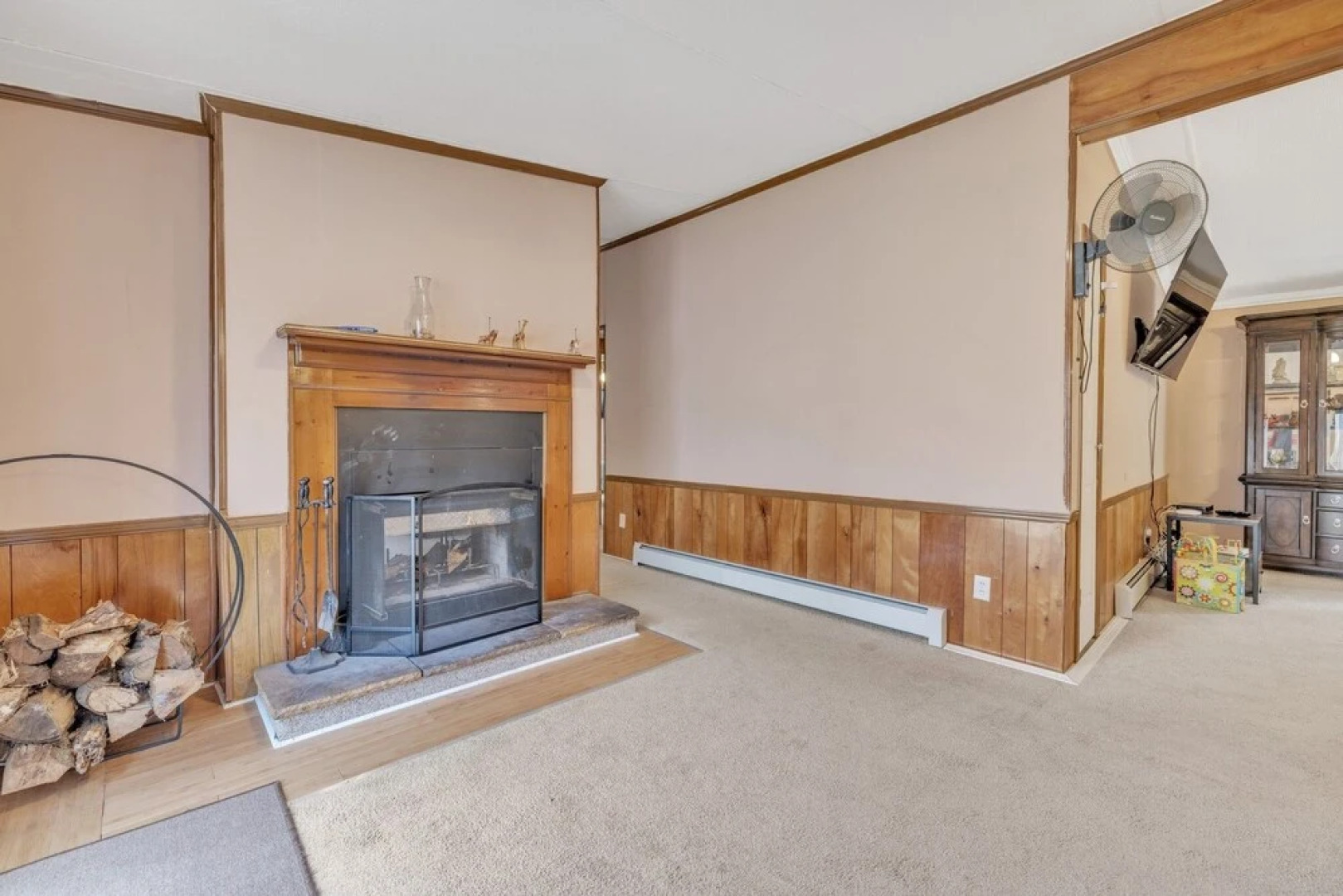 Pocono Family Home With Lake Access & Fire Pit! Pet Friendly! 3 Bedroom Cabin by Redawning