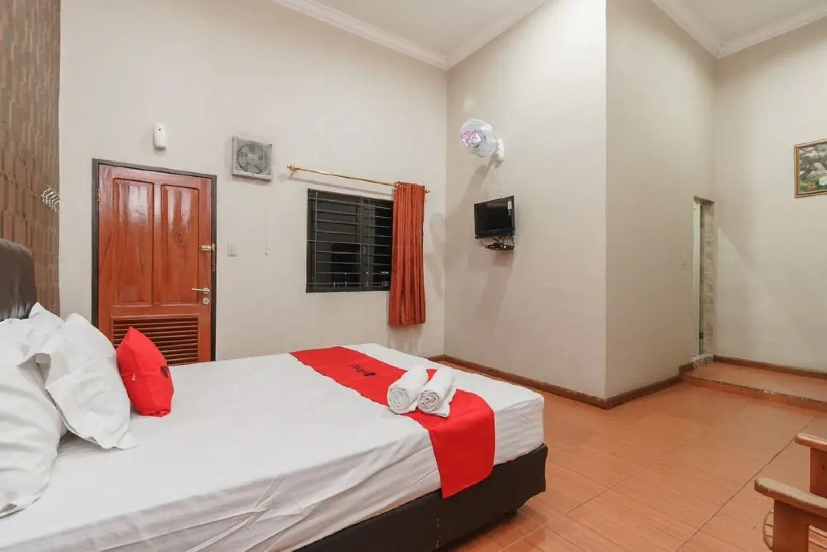 Hotel Sedayu 2 by RedDoorz