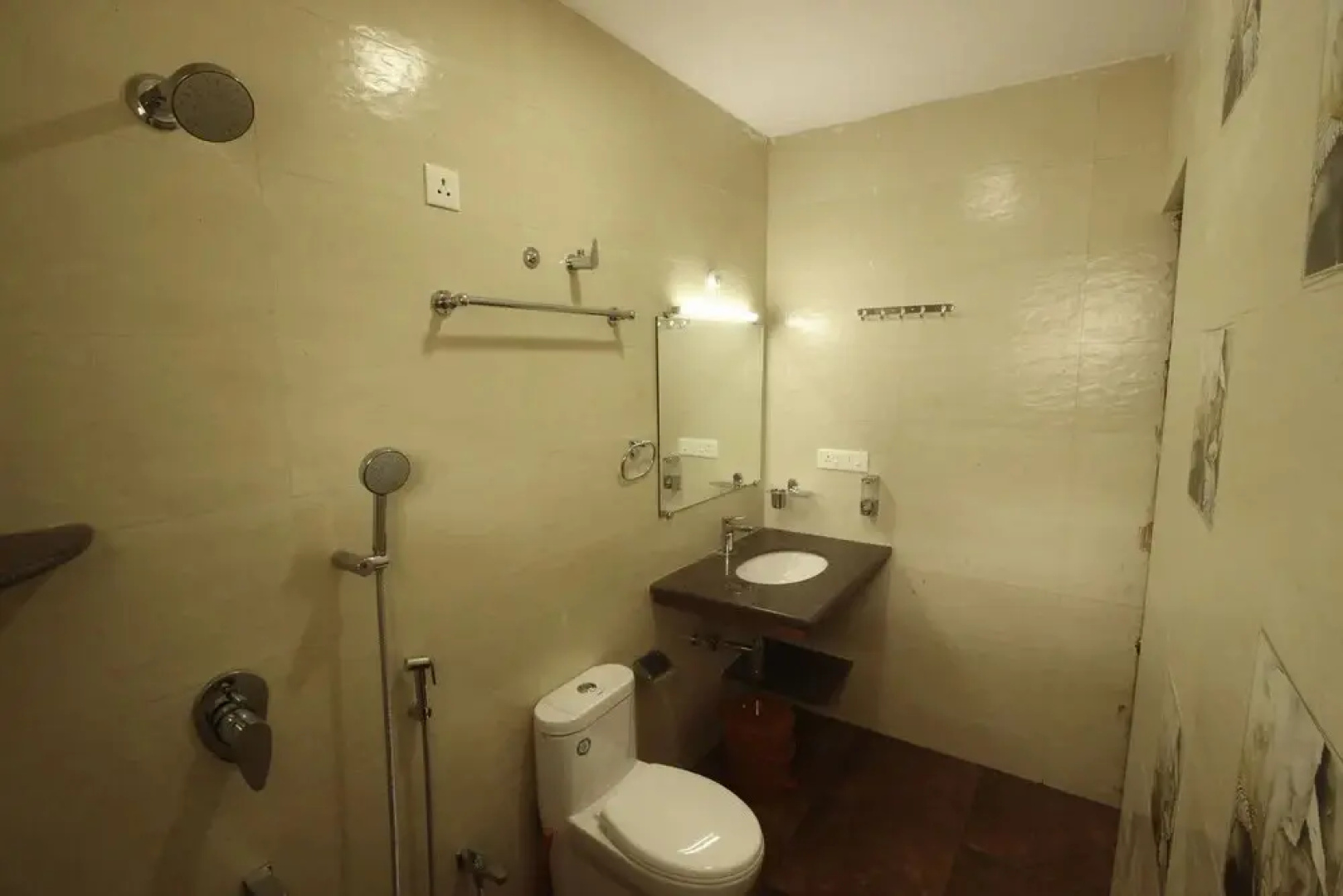 OYO Home 11012 Peaceful 1BHK Nerul