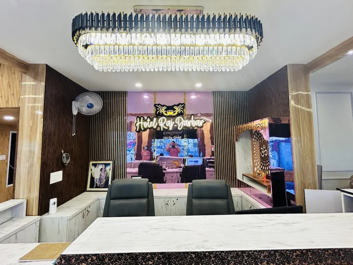 Hotel Raj Darbar