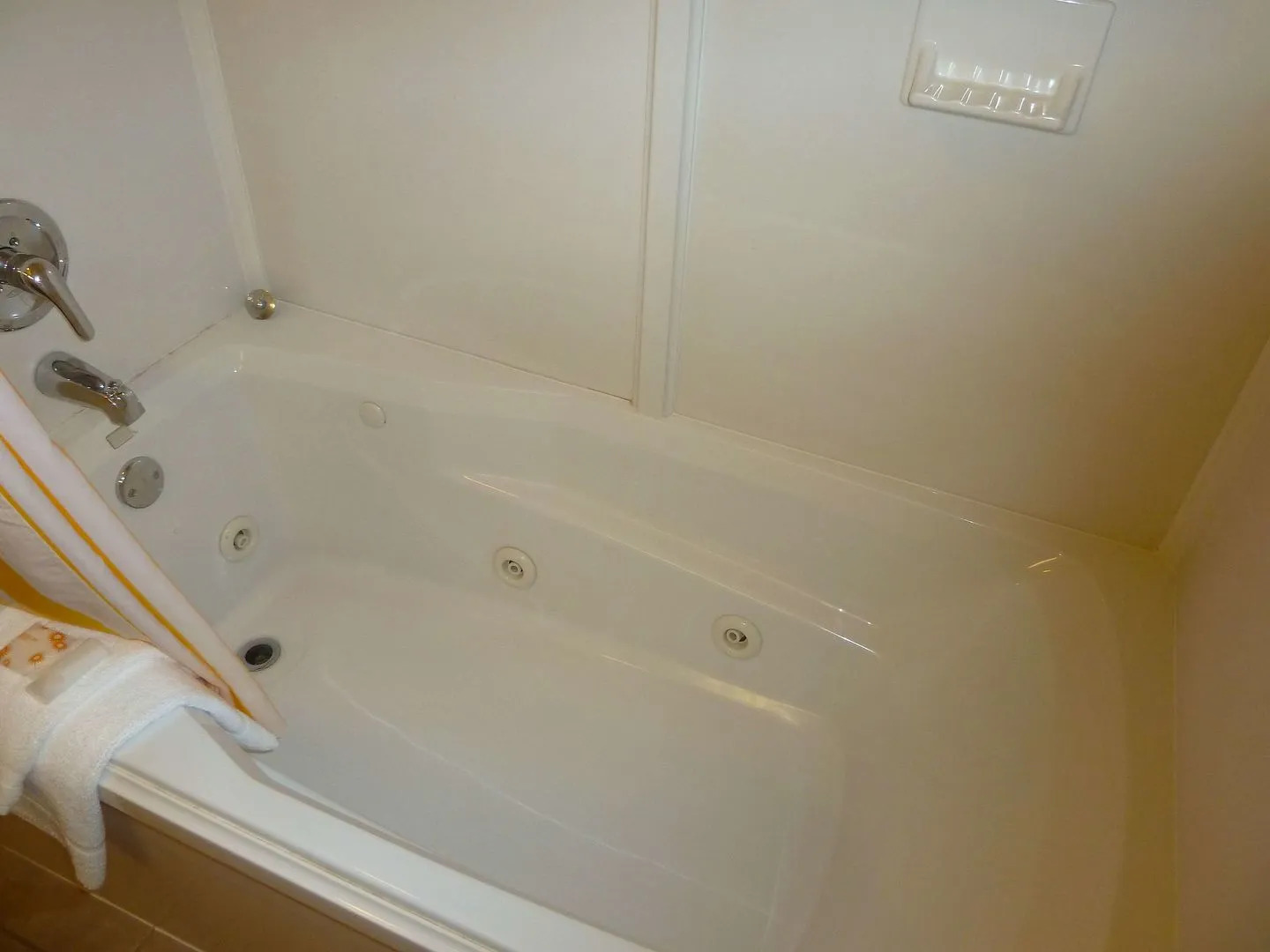 Americas Best Value Inn & Suites Gun Barrel City