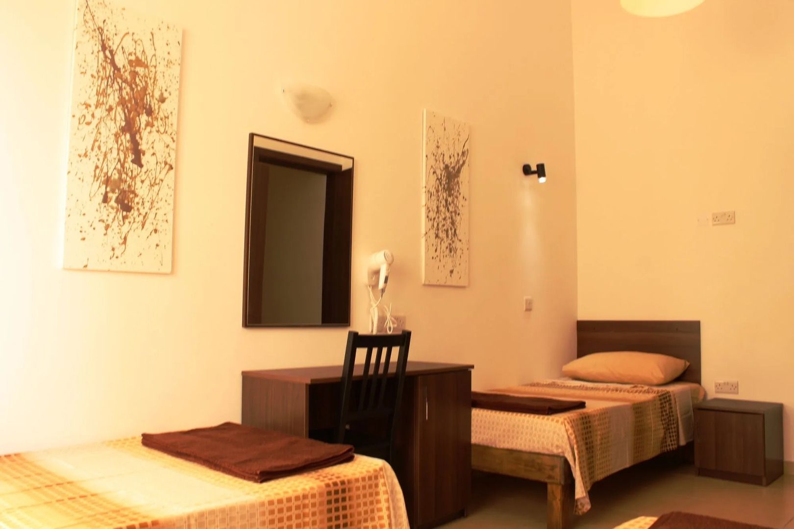 Blue Harbour 4 Seafront apartment by Getaways Malta