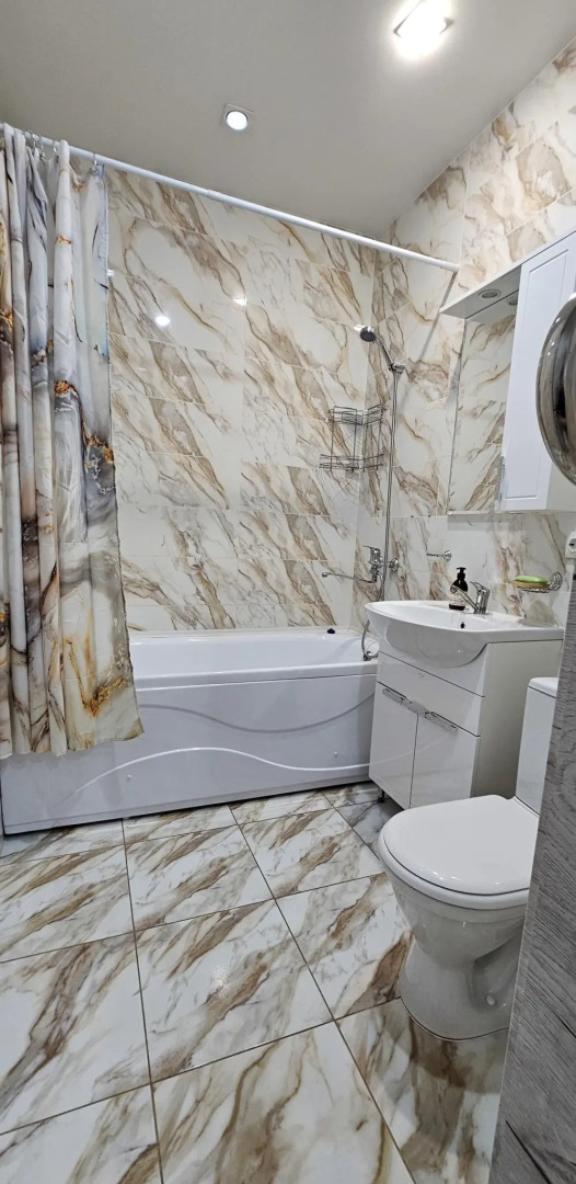 Апартаменты на улице Красных Коммунаров 1