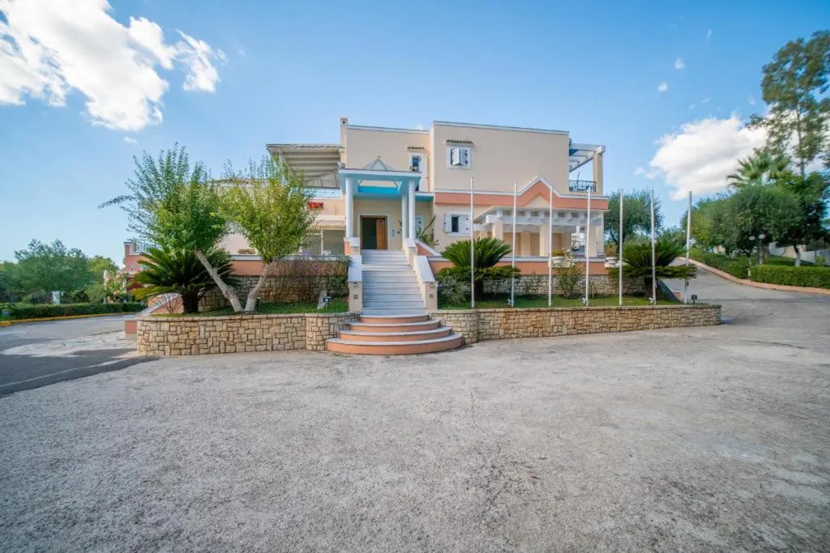 Saint Nicholas Beach Studio I