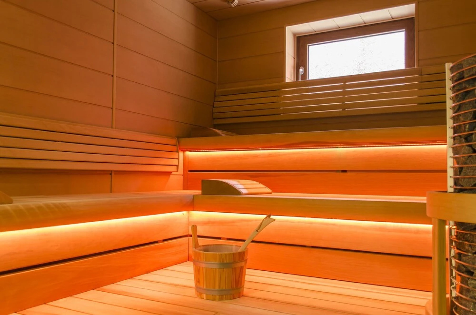 Elliot Osteria e Dormire in collina